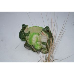 Фигура садовая Кашпо Лягушки на обычной капусте 27х23х28 см