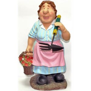 Фигура садовая Баба с тяпкой 30х40х64 см