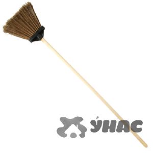 Метла плоская пластиковая Герда с деревянным черенком