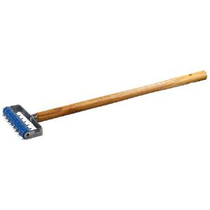 Валик игольчатый STAYER для гипсокартона 150 мм ручка 50 см 0395-15