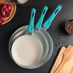 Набор сковород Гуден 3шт: 20/4,5см, 24/5см, 28/5,5см, ручка soft-touch, цвет голубой
