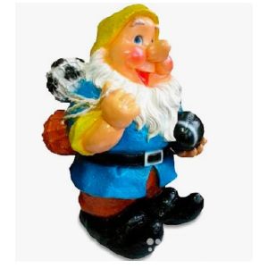 Фигура садовая гипс Гном с мячом 36x25 см ГАРДЕНВИЛЛ