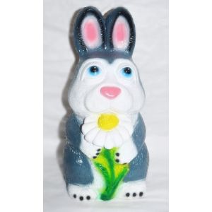 Фигура садовая гипс Кролик с ромашкой 31x14 см ГАРДЕНВИЛЛ