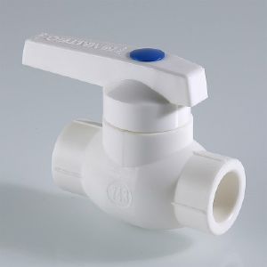 Кран шаровый PP-R Стандарт 20 мм Белый