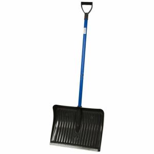 Лопата снеговая Айсберг 500х400 мм с черенком